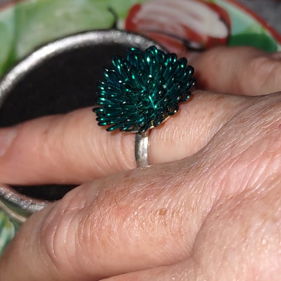 Green Wire Dome Ring - Picture 9 of 16